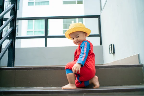 Funny Baby Boy Crawling Climbs Stair Baby Development — Stock Photo, Image