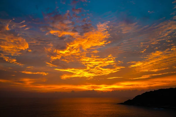 Небо Заката Морском Берегу Облаками — стоковое фото