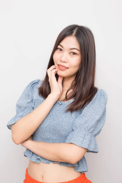 Sorridente Belle Donne Asiatiche Distacco Fresco Vita Sana Sfondo Bianco — Foto Stock