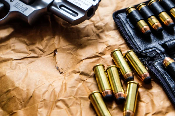 Revólver Metal 357 Magnum Pistola Con Chaqueta Punto Blando Bala — Foto de Stock