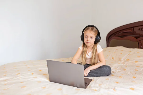 Stay Home Quarantine Coronavirus Pandemic Prevention Little Girl Blonde Hair — Stock Photo, Image