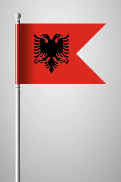 Arnavutluk bayrağı. Ulusal bayrak bayrak direği üzerinde. İzole Illustratio — Stok Vektör