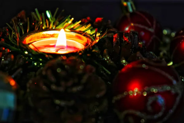 Attributes Creating New Year Christmas Mood Basket Glued Pine Cones — Stock Photo, Image