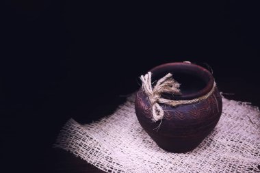 Bizim zamanımızdaki antikaların taklidi..