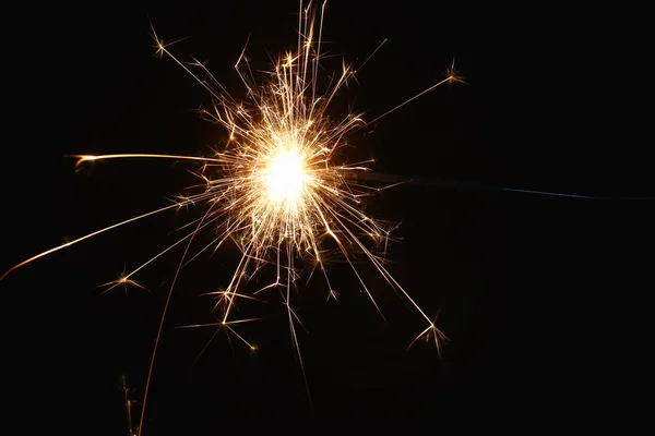 Iluminação de Natal e Ano Novo . — Fotografia de Stock