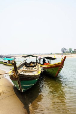Thai balıkçı teknesi 