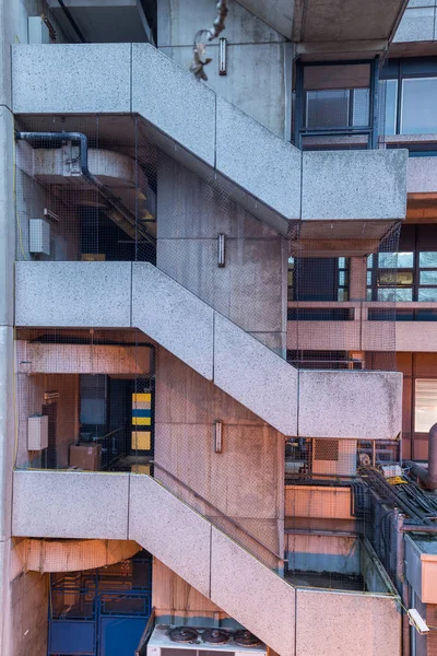 Acil durum merdivenleri desen