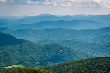 Shenandoah milli parkta, Virg gördüm Blue Ridge katmanları
