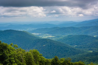 Blue Ridge Dağları, Skyline sürücü s Marnixkade katmanları