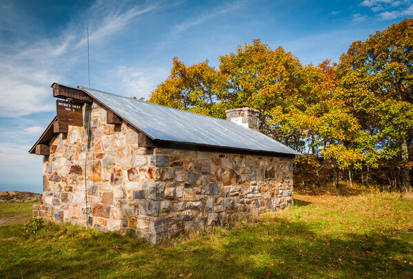 Byrd's Nest Shelter atop Hawksbill Summit, along the Appalachian