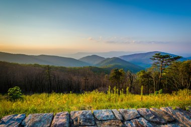 Shenandoah Ulusal P Blue Ridge Mountains gün batımı görünümü