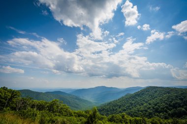blue ridge dağlarının manzarası sürücü shenandoa içinde görünüm