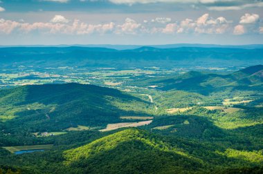 Skyline sürücü, Shenandoah Shenandoah Vadisi'nin görünümü 
