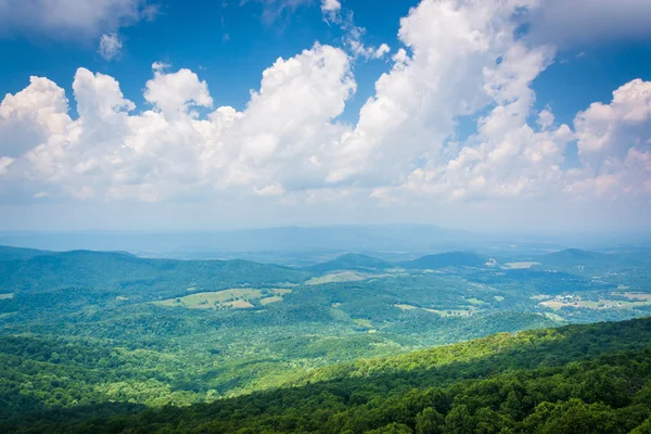 View from South Marshall, along the Appalachian Trail in Shenand — Stock Photo, Image