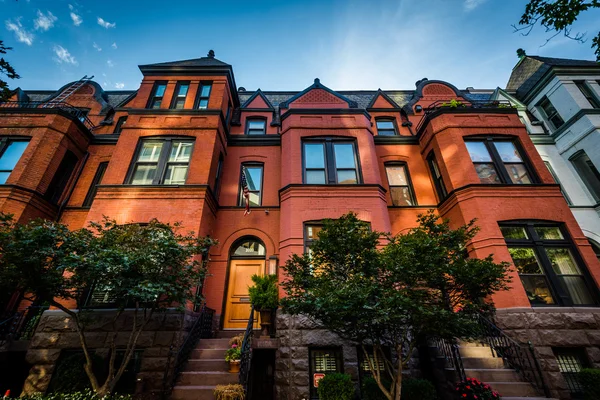 Hermosas casas de ladrillo en Washington, DC . — Foto de Stock