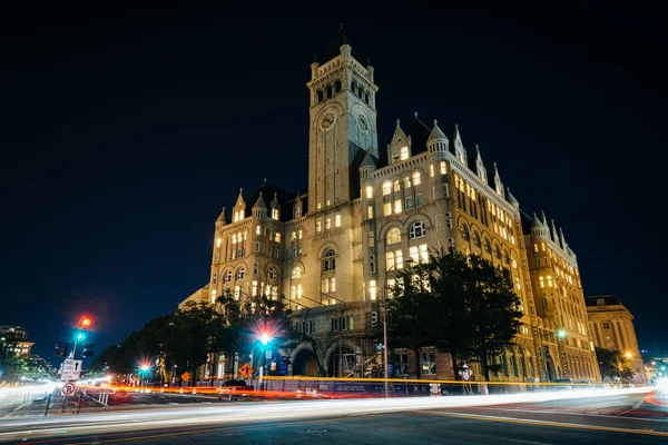 The Trump International Hotel at night, in Washington, D.C. — Stock Photo, Image
