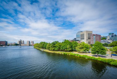 Charles River, Boston, M Longfellow köprü