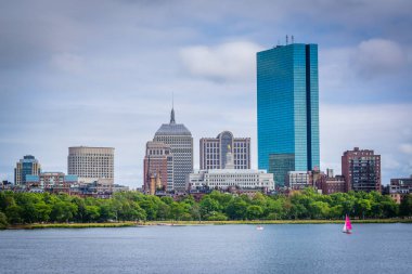 Longfellow B'den görülen Charles River ve Boston manzarası,