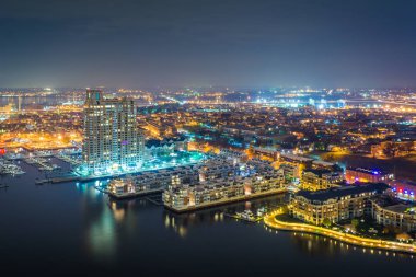 Federal Hill ve gece, Ba Inner Harbor havadan görünümü