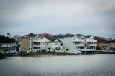 Virginia Beach, Virgini Gölü Holly sahil evleri