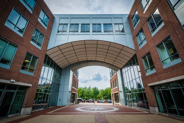 Building on the waterfront in Charlestown, Boston, Massachusetts — Stock Photo, Image