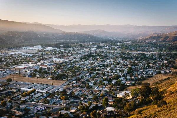 Vista noturna de Ventura e montanhas distantes de Grant Park, i — Fotografia de Stock