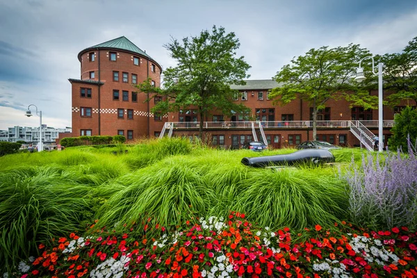 Ogrody i budynków na nabrzeżu w Bostonie, — Zdjęcie stockowe