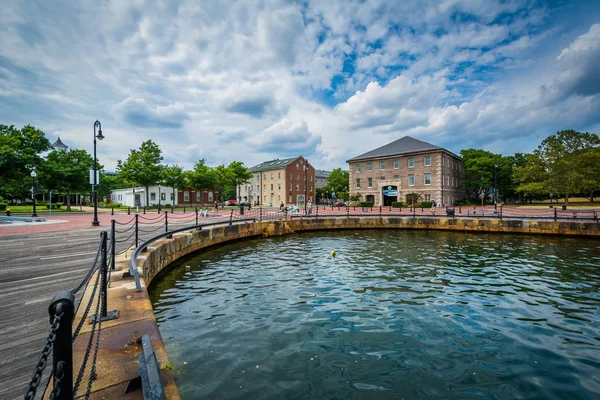 Le front de mer de la rivière Charles à Charlestown, Boston — Photo