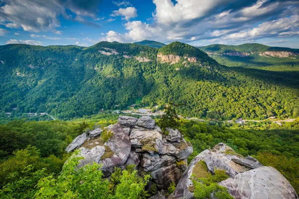 View from Pulpit Rock, at Chimney Rock State Park, North Carolin — Stock Photo, Image