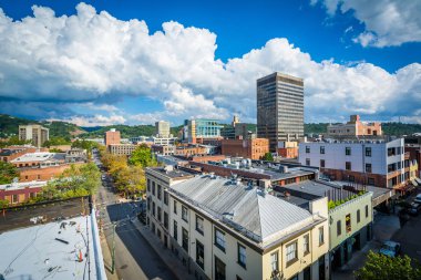 Şehir Asheville, North Carolina binalar görünümünü.
