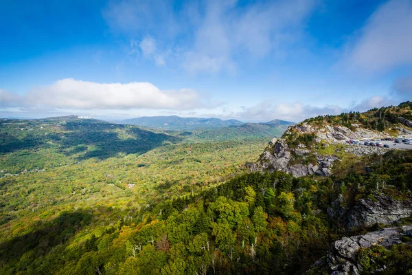 Utsikt över Blue Ridge Mountains från farfar berg, Nort — Stockfoto