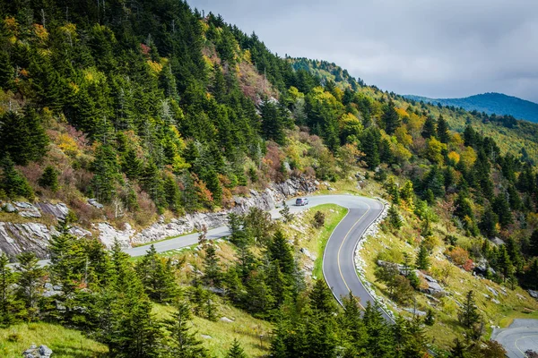 View of the road to Grandfather Mountain, at Grandfather Mountai — Stock Photo, Image