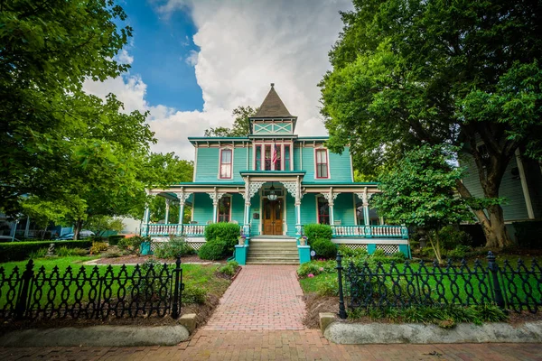 Maison dans le quatrième quartier historique de Charlotte, Caroline du Nord . — Photo
