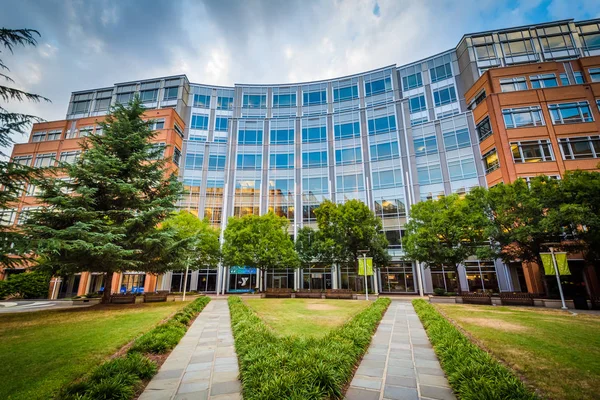 Yürüyüş yolları ve bina, Johnson ve Wales Üniversitesi, Charlott