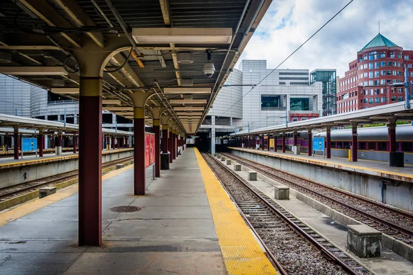 Залізниці відстежує в Південний вокзал, Бостон, штат Массачусетс. — стокове фото
