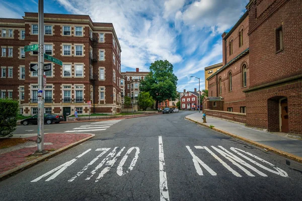 Cambridge, Massachusetts de Wolfe sokak.