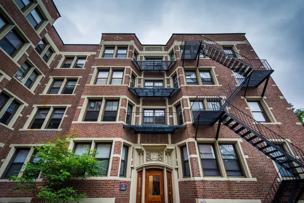 Kirkland Court, en la Universidad de Harvard, Cambridge, Massachusetts — Foto de Stock