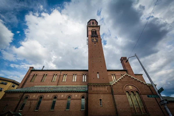 Kilise St. Paul, Cambridge, Massach Harvard Meydanı'nda