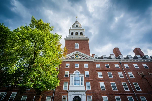 The Lowell House, en la Universidad de Harvard, en Cambridge, Massachus — Foto de Stock