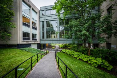 Geçit ve Griswold Salonu'nda Cambridge Harvard Hukuk Fakültesi, 