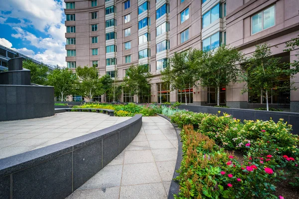 Gardens at the Prudential Center Plaza, in Back Bay, Boston, Mas — Stock Photo, Image