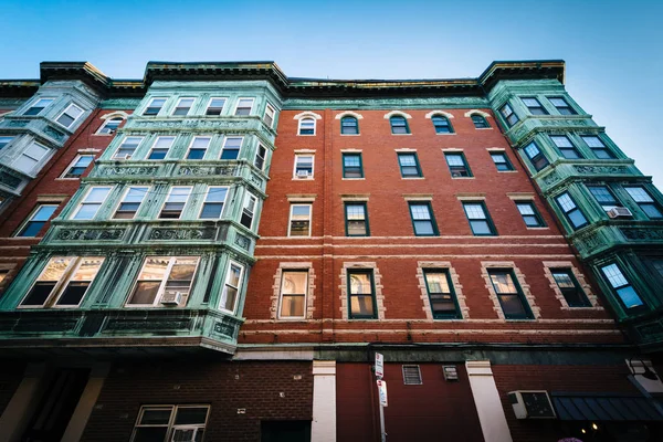 Edificios históricos en el extremo norte de Boston, Massachusetts . — Foto de Stock