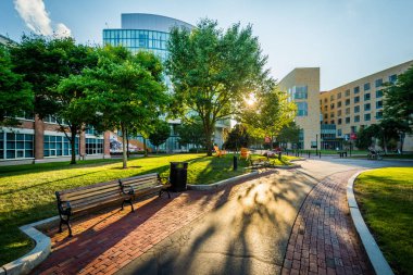 Geçit ve Binalar Mas, Boston'daki Northeastern Üniversitesi'nde
