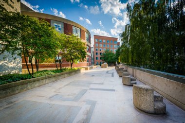 Geçit ve Binalar Mas, Boston'daki Northeastern Üniversitesi'nde