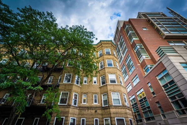 Bâtiments anciens à l'Université de Boston, à Boston, Massachusetts . — Photo