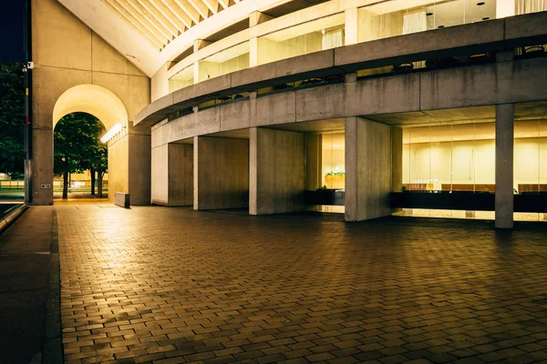 Salle de réflexion la nuit, au Christian Science Plaza à Bost — Photo