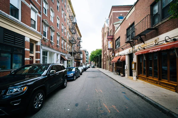 Calle en el extremo norte de Boston, Massachusetts . — Foto de Stock