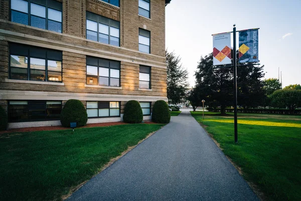 Passarela e edifícios do Instituto de Tecnologia de Wentworth , — Fotografia de Stock