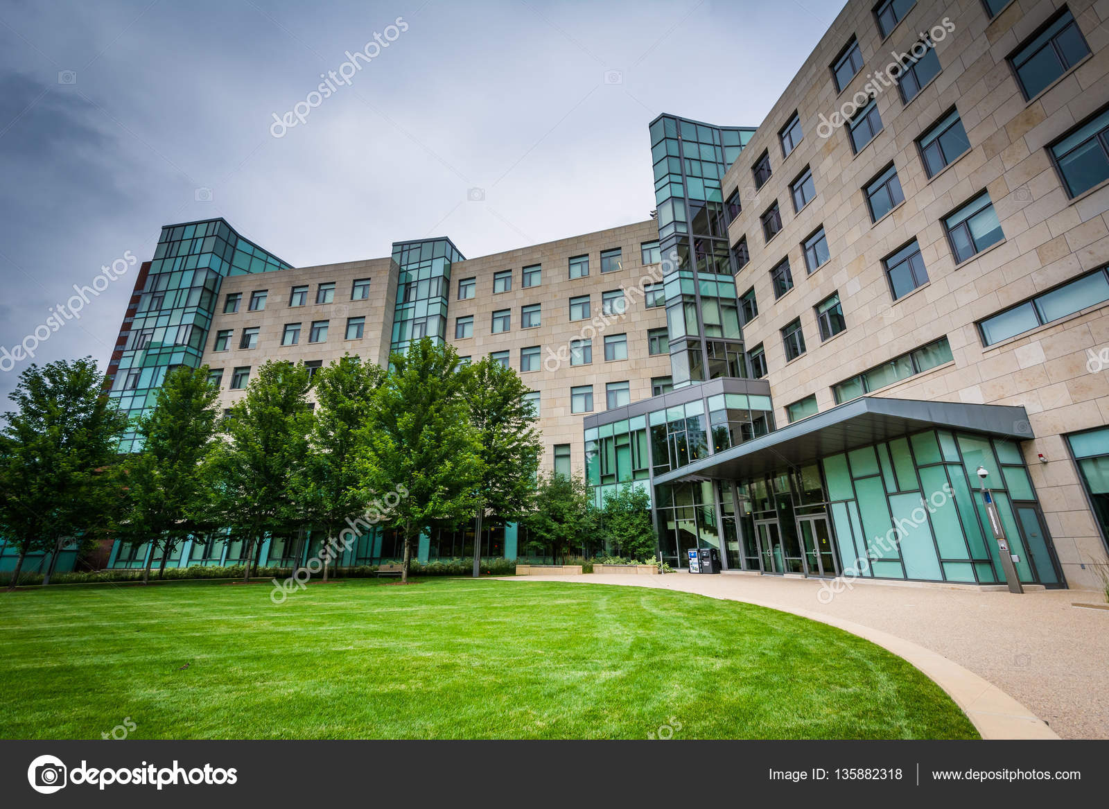 Edifícios modernos no Instituto de Tecnologia de Massachusetts, i fotos, imagens de © appalachianview #135882318