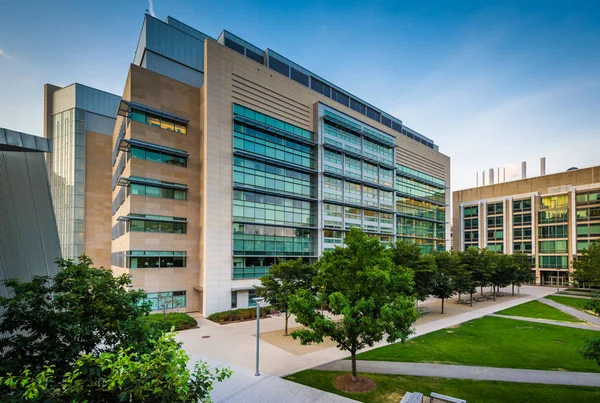 Edifícios modernos no Instituto de Tecnologia de Massachusetts, i — Fotografia de Stock